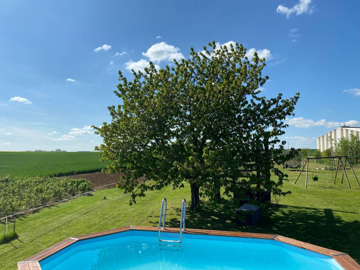 Villa Complexe Familial à Charmes  Extérieur photo
