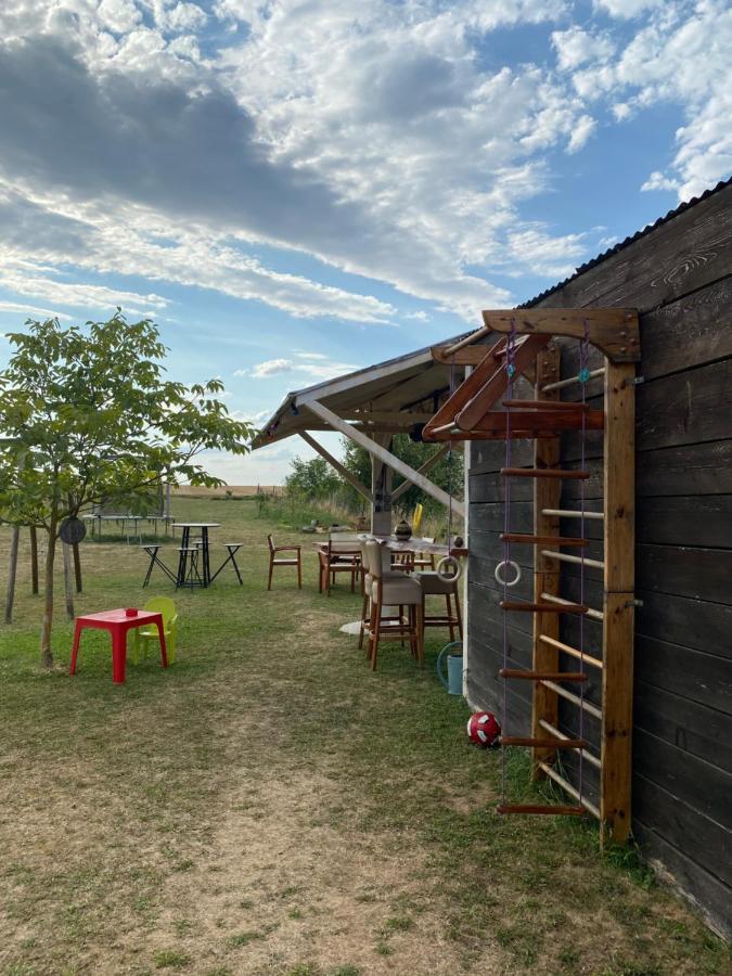 Villa Complexe Familial à Charmes  Extérieur photo