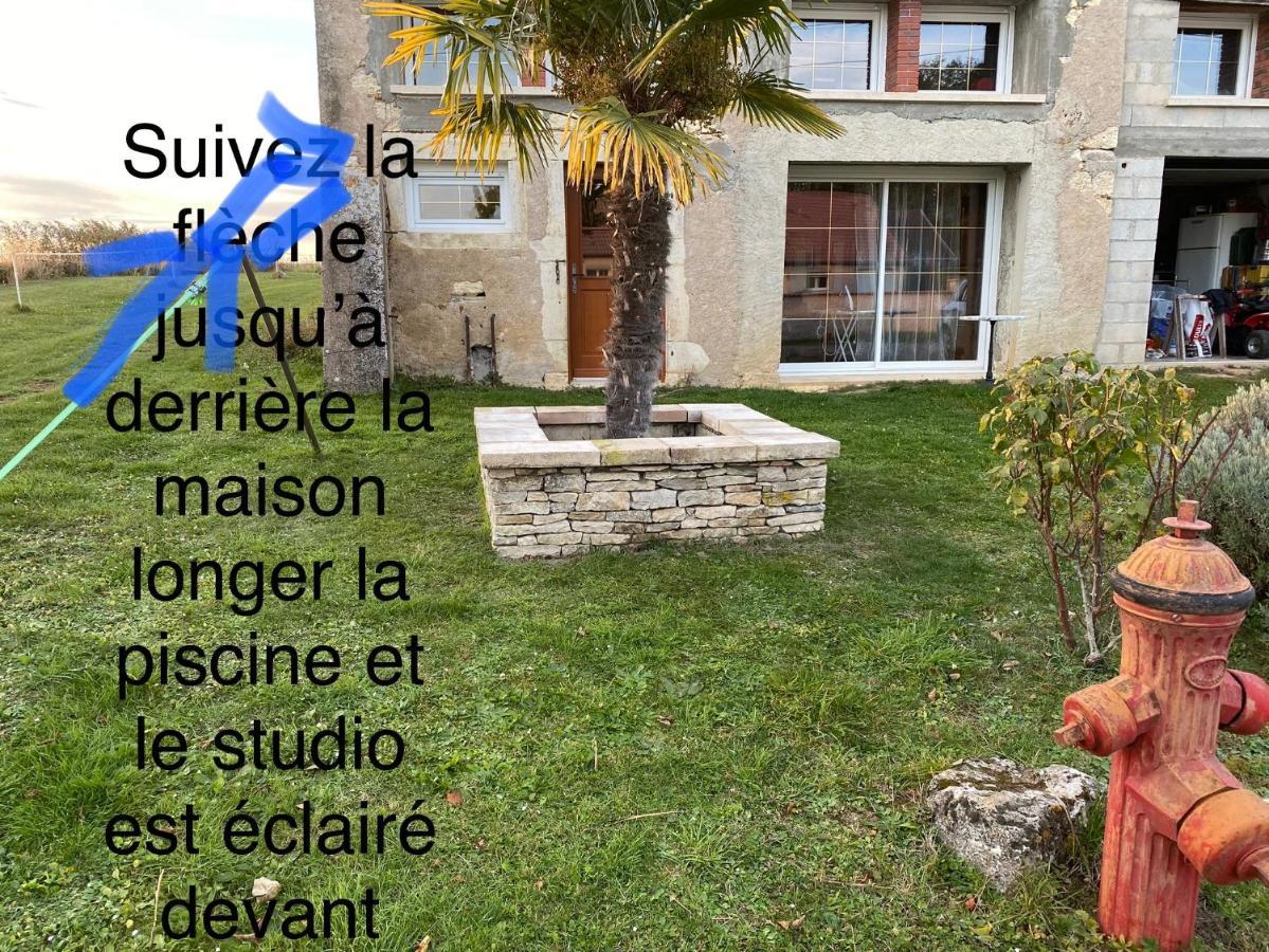Villa Complexe Familial à Charmes  Extérieur photo